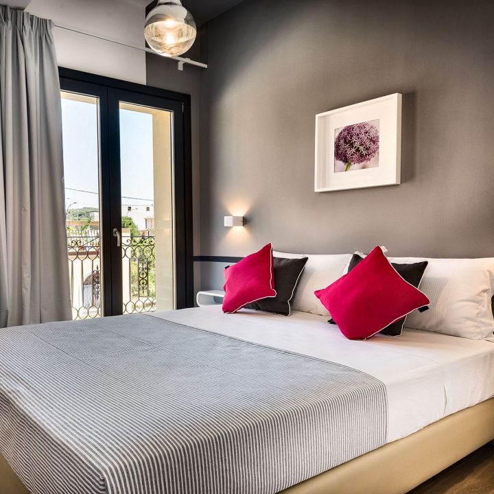 Image hover effect image